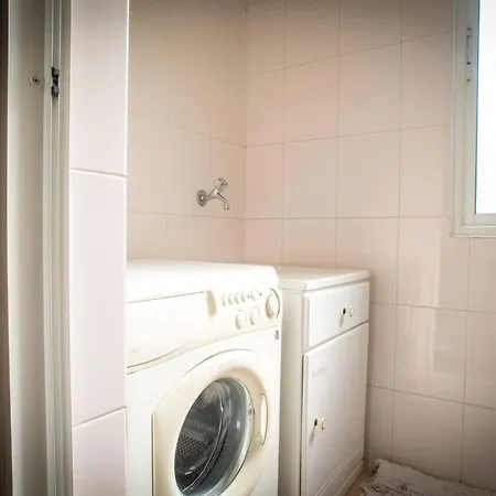 Apartment Accessible - Camara De Lobos - 105 M² - Parking Included Funchal (Madeira)